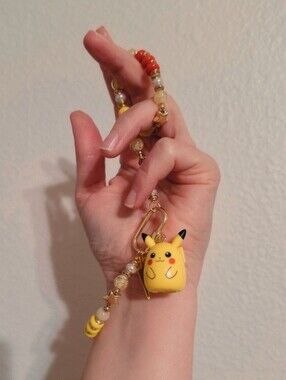 Pokémon Squishmallow Pikachu Necklace